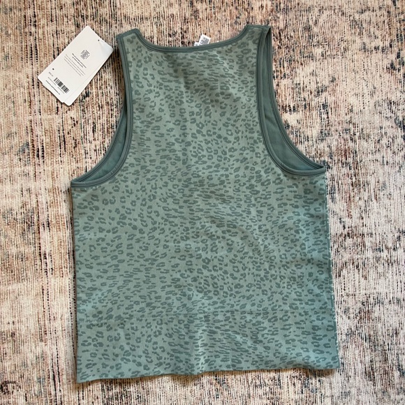 Athleta Aurora Crop Rib Tank - Picture 3 of 3